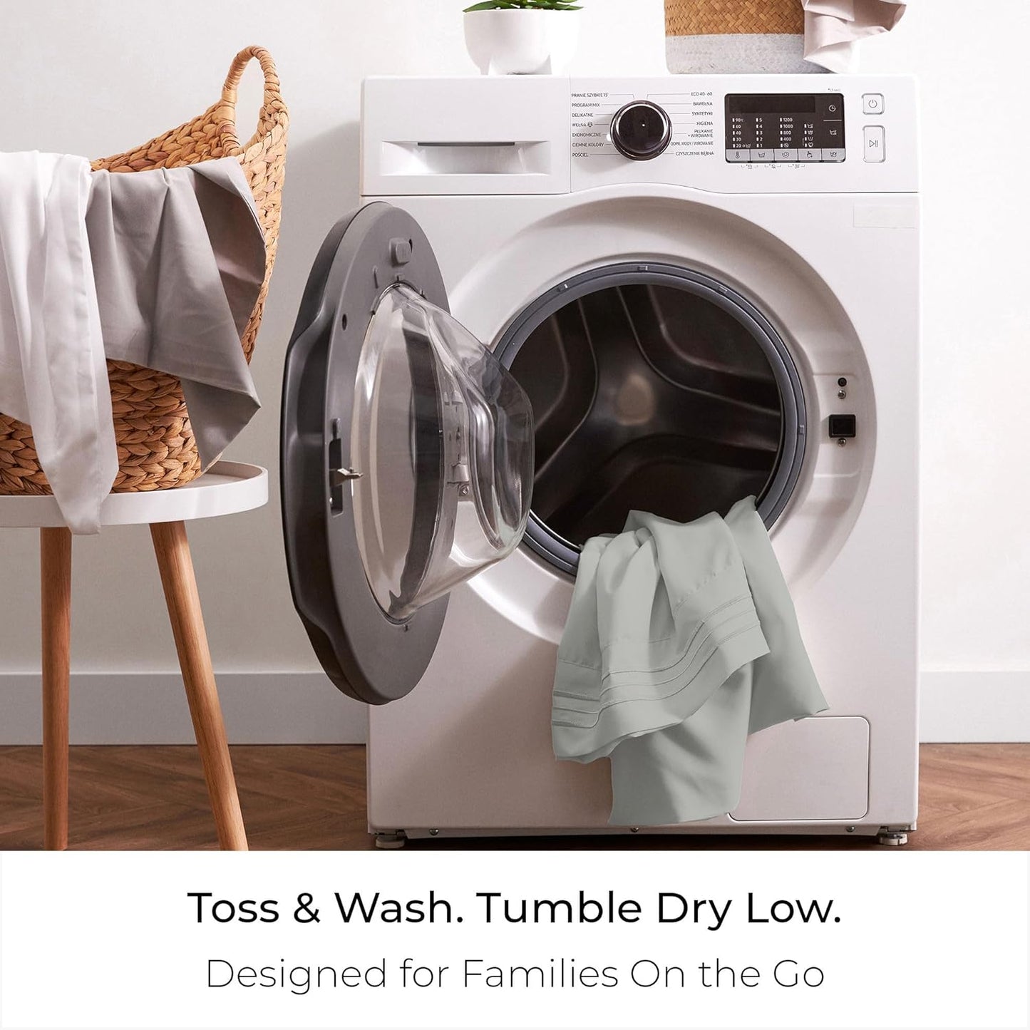 Mellanni Queen Sheets Set - 4 PC Iconic Collection Bedding - Hotel Luxury, Extra Soft, Cooling Bed Sheets - Wrinkle, Fade, Stain Resistant (Queen, Spa Mint)