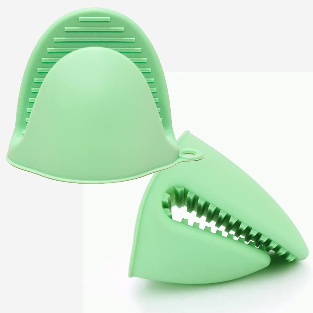 REDANT Mesh Strainer and Vegetable Steamer Basket for Pot, Instant Pot Accessories 8Qt, Stainless Steel Veggie Steamer for Cooking Broccoli, Eggs, Pasta, Quinoa - With 2 Silicone Gloves, 8 Quart