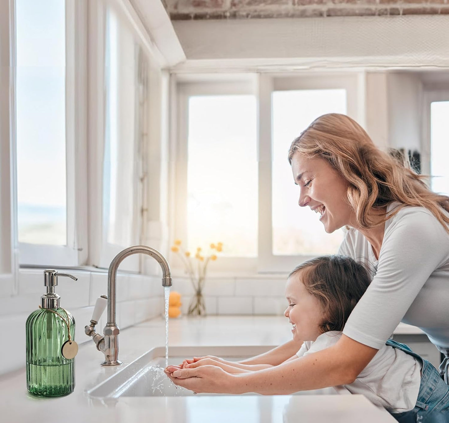 JASAI 18Oz Green Soap Dispenser with Rust Proof Pump, Refillable Bathroom Soap Dispenser with Thick Glass, Kitchen soap Dispenser for Dish soap, Hand Soap, Lotion, Body Wash.