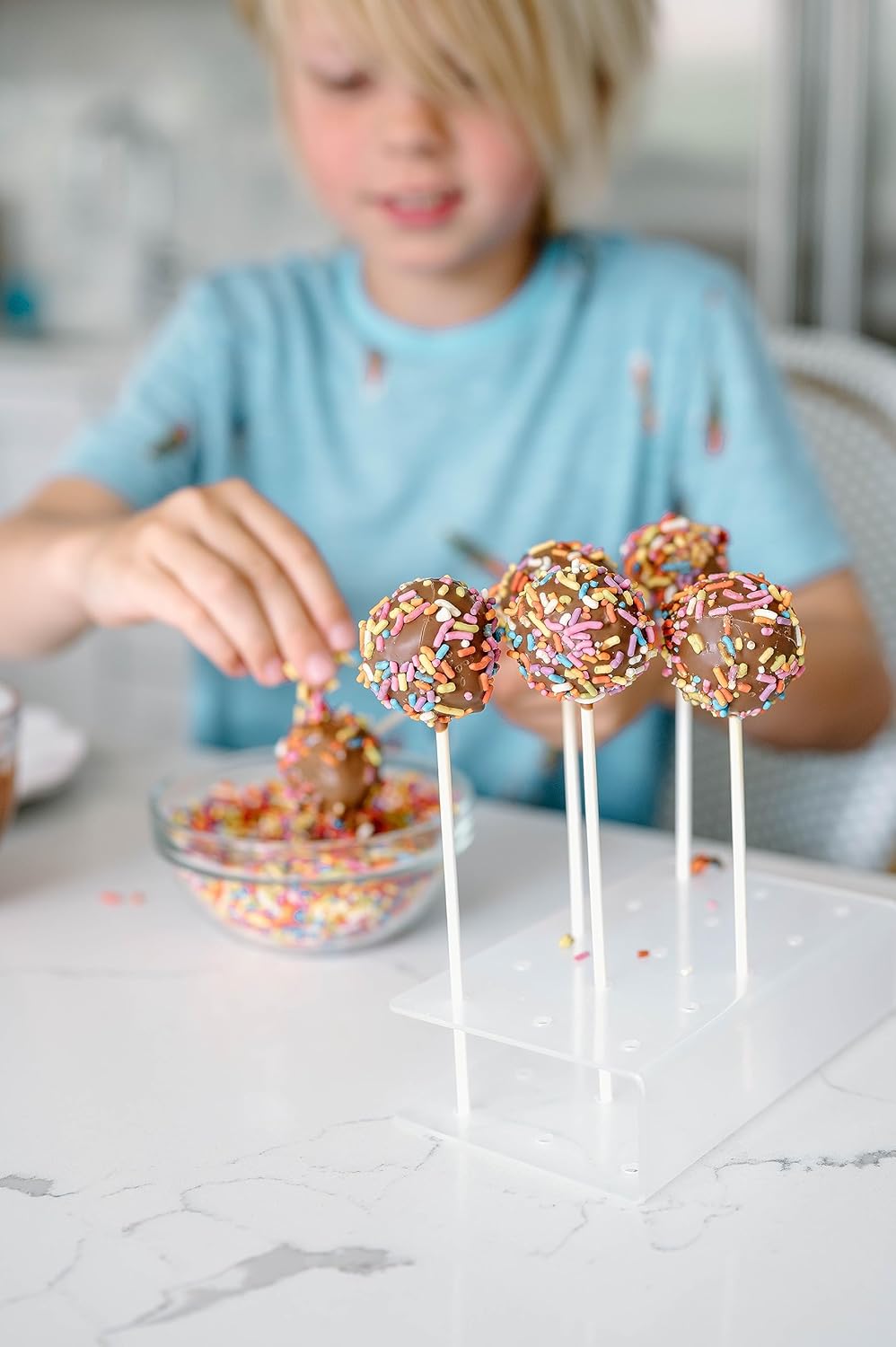 Classic Confetti Cake Pop Kit - Milk Chocolate Coating