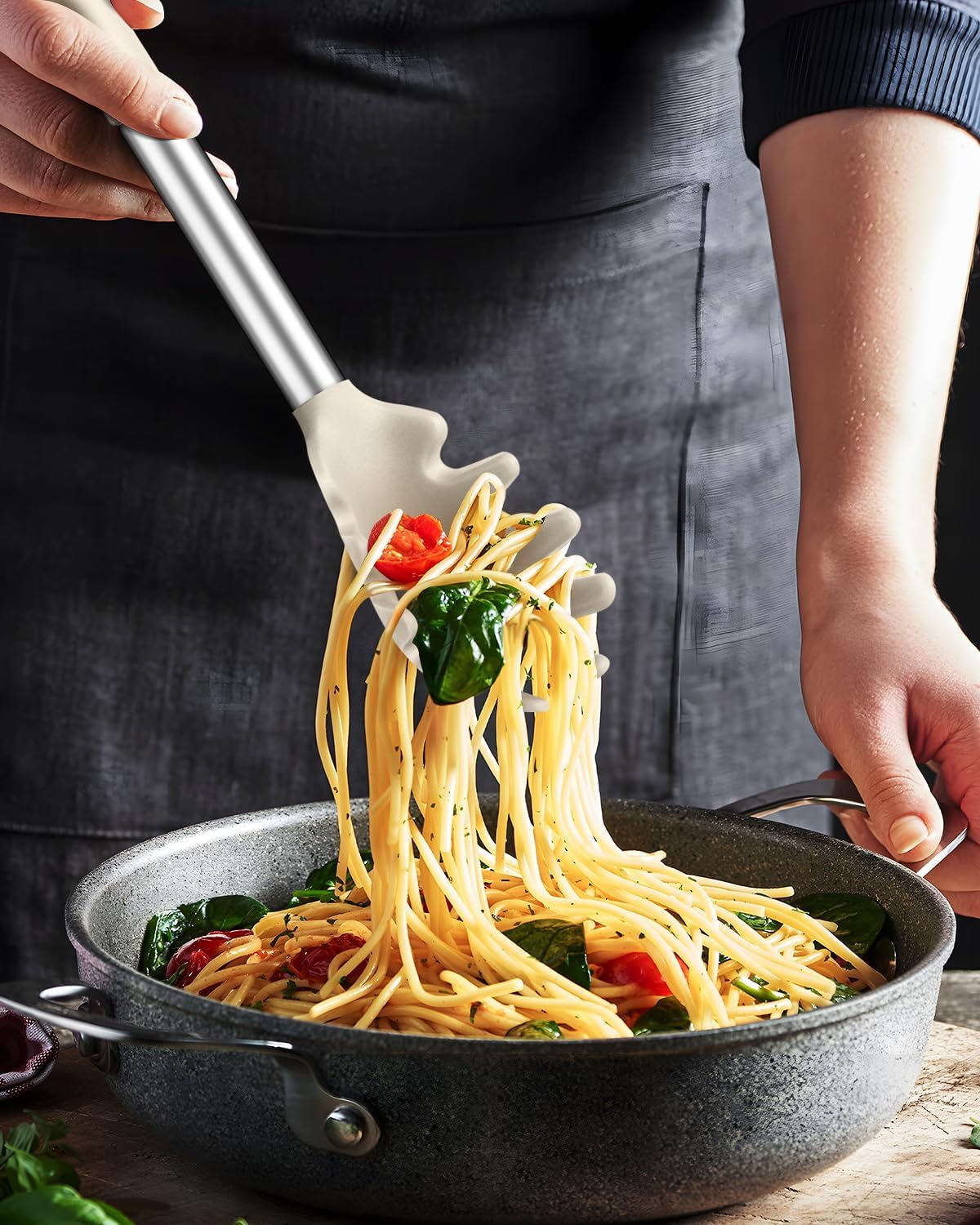 Spaghetti Spoon and Pasta Tong, Non-stick Silicone Spoon Server Fork with teeth and Stainless Steel Handle Spaghetti Tong, Food Clip for Spaghetti Noodle (KHAKI)