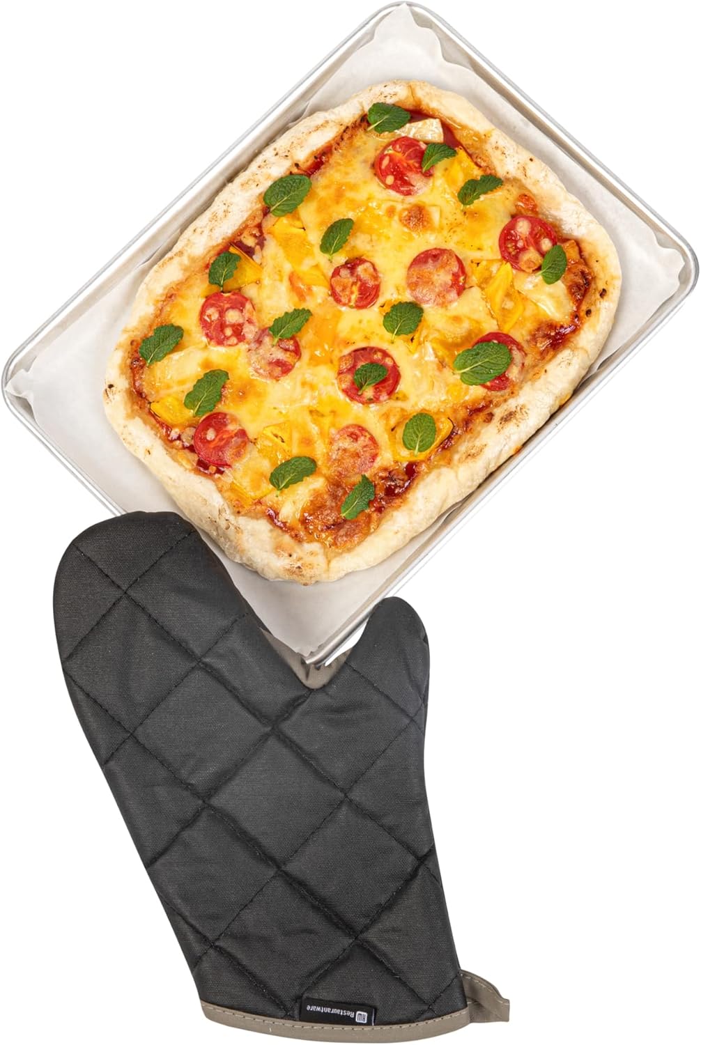 Restaurantware 13.7 x 8 Inch Heavy-Duty Oven Mitt 1 Flame Retardant Heat-Resistant Kitchen Glove - With Thumb Guard Hanging Loop Black Cotton Quilted Glove Heat-Resistant For Cooking And Baking