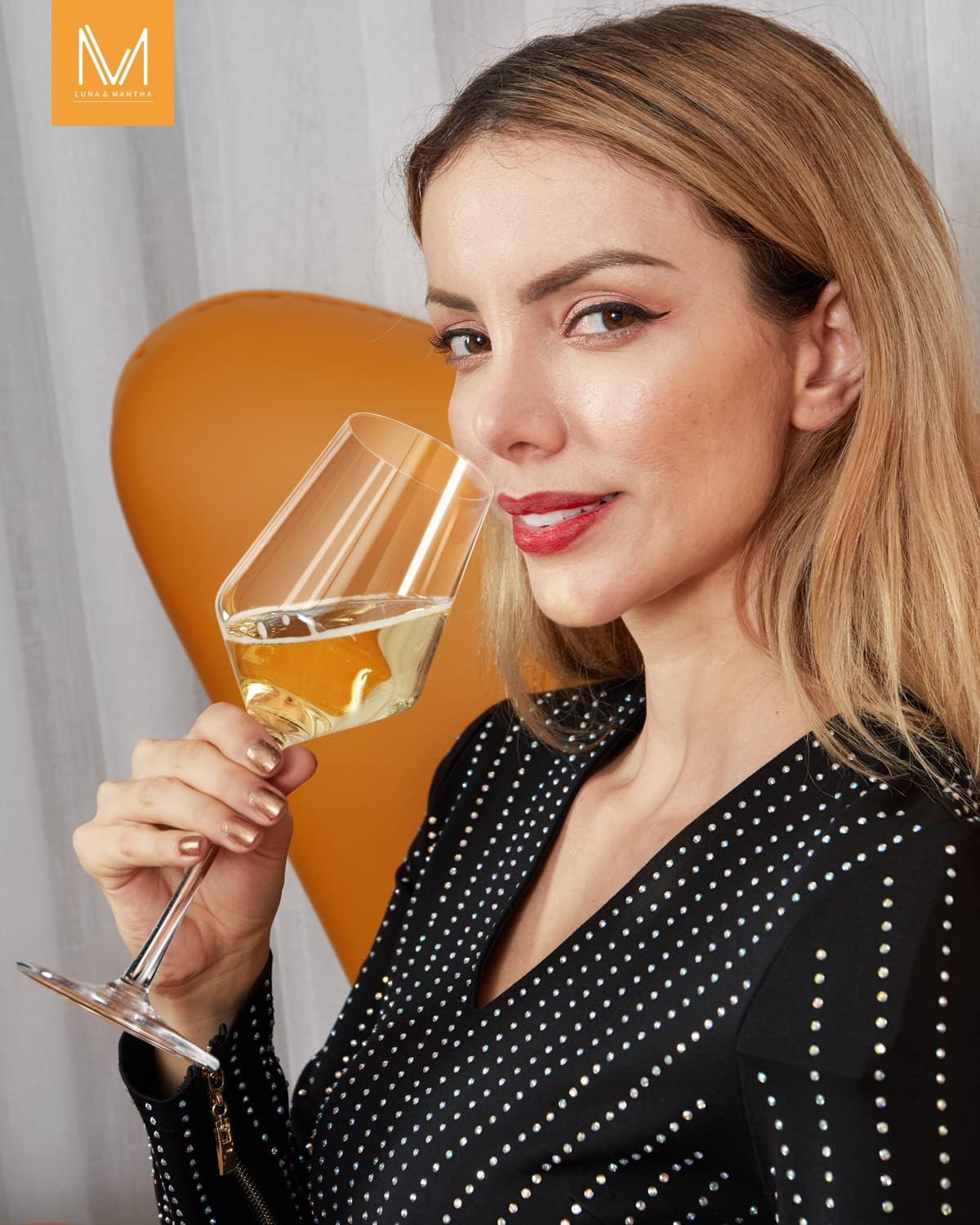 OJA Red Wine Glasses Set of 4, Hand Blown Premium Crystal Wine Glasses, 17 oz, Long Stem,Thin Rim, Perfect for Red or White, Daily Use, Unique Wedding Anniversary or Birthday Gift