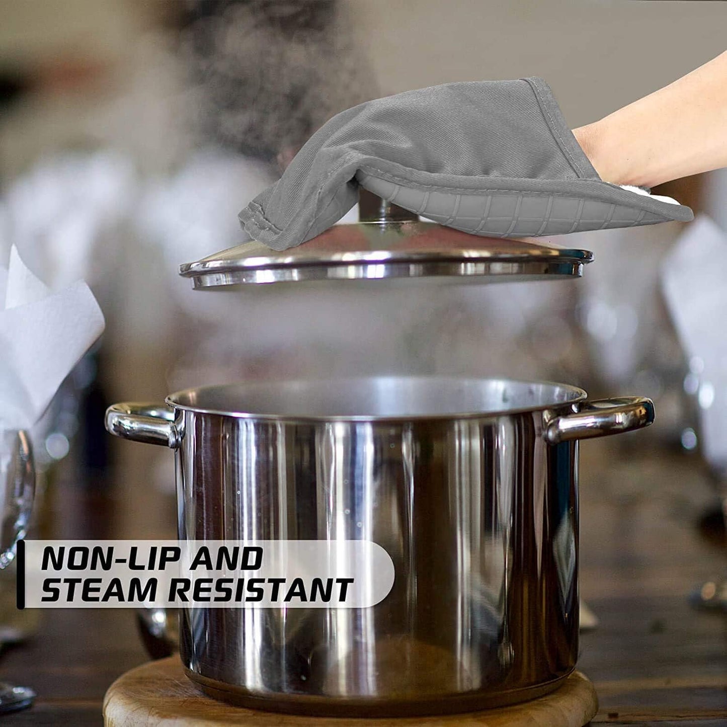 HOMWE Silicone Kitchen Pot Holders with Pockets, 2 Pc Set Trivet, Steam and Heat Resistant Hand and Countertop Protection Hot Pads, Non-Slip Grip potholders, Terrycloth Interior Lining, Navy Blue