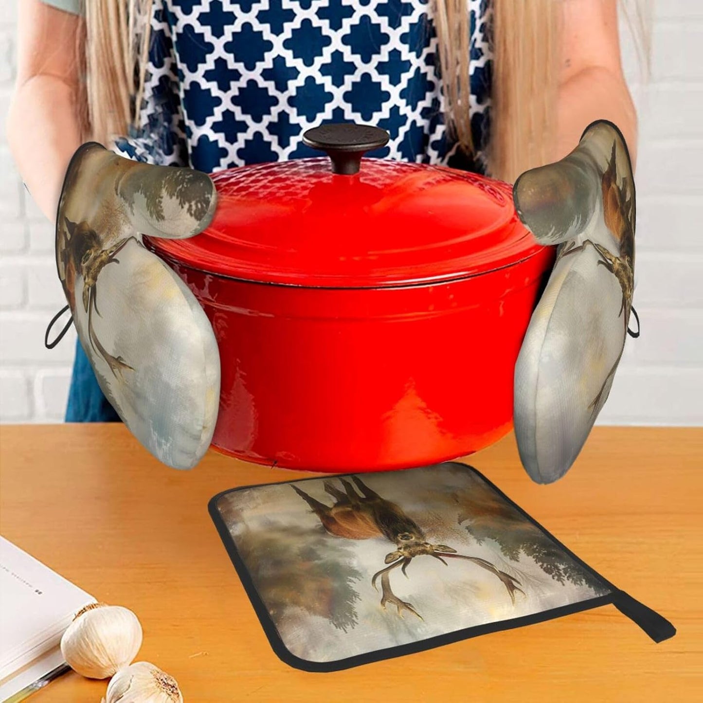 Deer Art Oven Mitts and Pot Holders Sets of 3 Heat Resistant Oven Gloves Hot Pads Non-Slip Kitchen Accessories for Baking Cooking Grilling BBQ