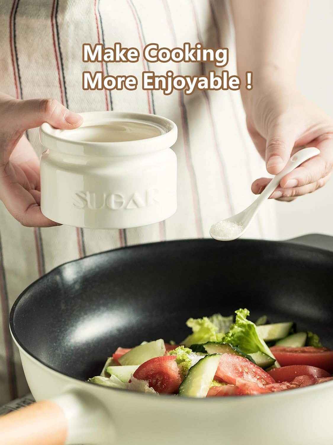 Gomakren Sugar Bowl with Lid and Spoon, Sugar Container Sugar Dish 10oz, Ceramic Sugar Jar for Coffee Bar, Kitchen, Countertop - Modern Farmhouse Kitchen Christmas Decor, White