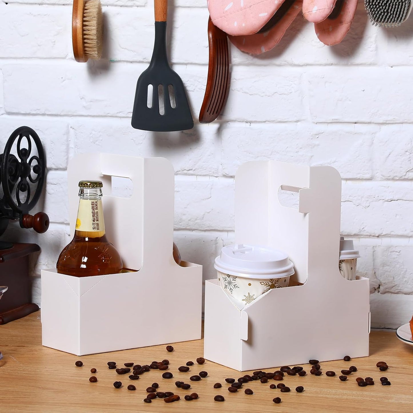 Kosiz 60 Pcs 2 Cups Drink Carrier with Handle 6.9 x 3.2 x 8.9 Inch Coffee Holder Paperboard Drink Caddy for Hot and Cold Beverage Takeout Cafe and Restaurant Xmas Wedding Food Delivery(White)