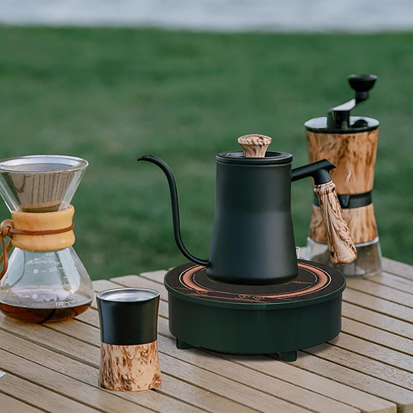 Mini Induction Cooktop, Small Burner 700W/120V Mini Hot Plate Electric Stove Cookter for Traveling Camping small kitchen spaces Small Induction Cooktop for Coffee,Tea & Milk