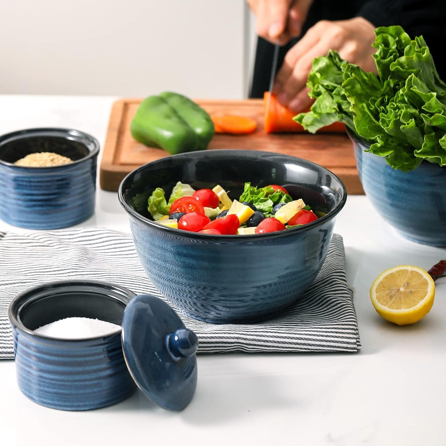 Hasense Ceramic Soup Bowls Set of 4, 40 Ounce Large Cereal Bowls for Kitchen, 7 Inch Serving Bowls for Salad Pasta Ramen Pho Popcorn, Dishwasher Microwave Safe, Navy Blue