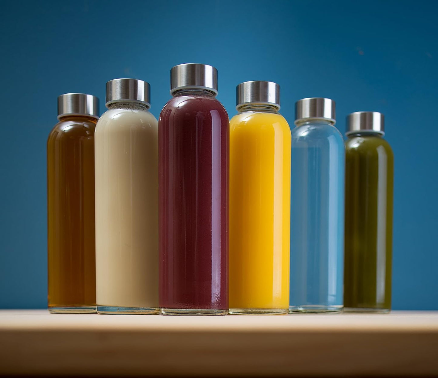 Epica Clear Glass Bottles with Lids, 18oz Resuable Glass Water Bottles for Juicing with Stainless Steel Cap to store Milk, Smoothie, etc., 100% Leak Proof, Durable and Dishwasher Safe (Set of 6)