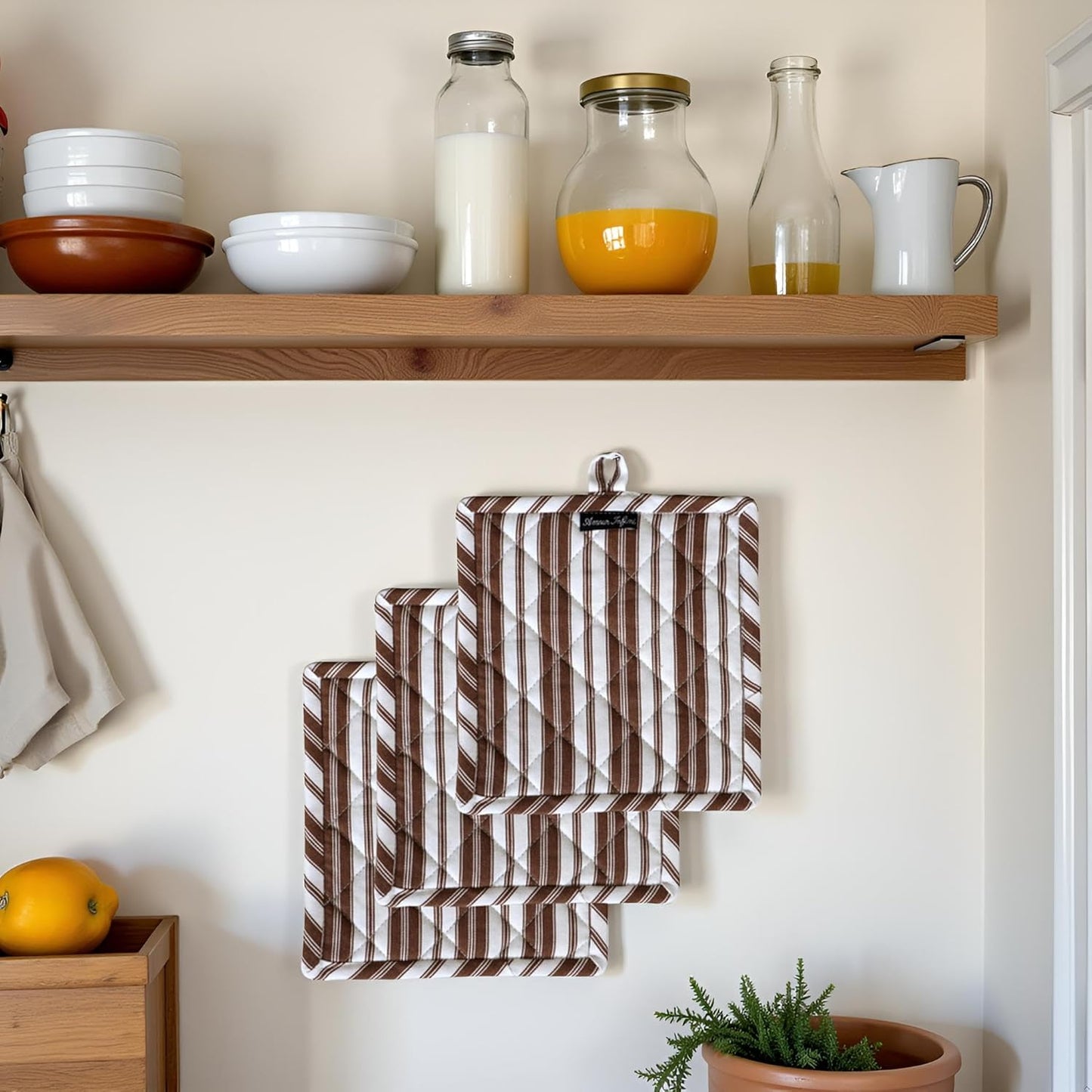 AMOUR INFINI Double Stripe Pot Holders Heat Resistant Cotton Set of 3 Nonslip 8"x8" Inch Hot Pads for Kitchen, BBQ, Baking & Cooking with Hanging Loops (Brown)
