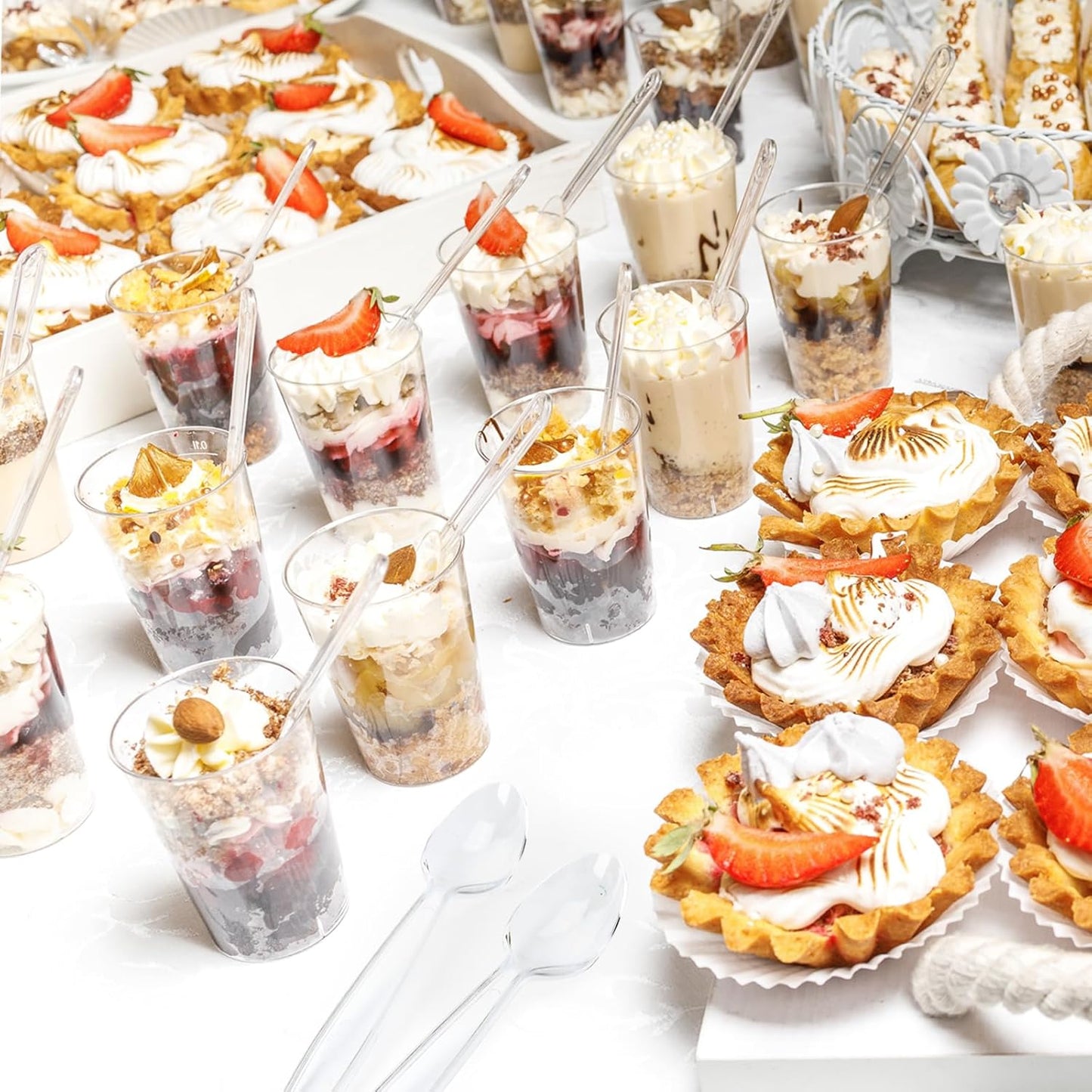 SACATR 360 Count Clear Plastic Spoons Disposable, Premium Plastic Spoons Heavy Duty, BPA-Free, Heat Resistant, Suitable for Parties, Events and Everyday Use