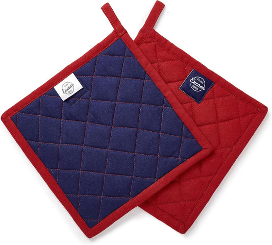 Encasa XO Heat Resistant Cotton Pot Holders with Hanging Loop - Set of 2 - Red - Multipurpose Quilted Everyday Hot Pad for Kitchen, Camping, BBQ & Microwave - 8x8 in